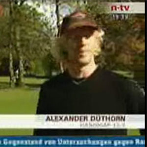 Alexander Düthorn im Interview beim Fernseh-Sender n-tv Alexander Düthorn im Interview beim Fernseh-Sender n-tv